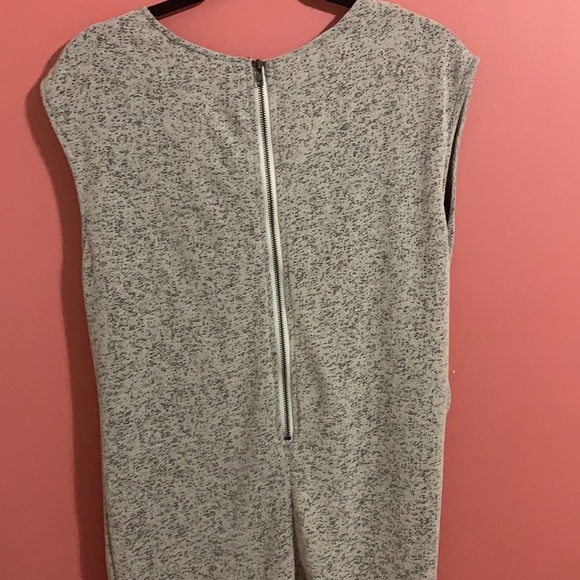 Sleeveless Cowl / Off Shoulder Mini Dress - Picture 5 of 7